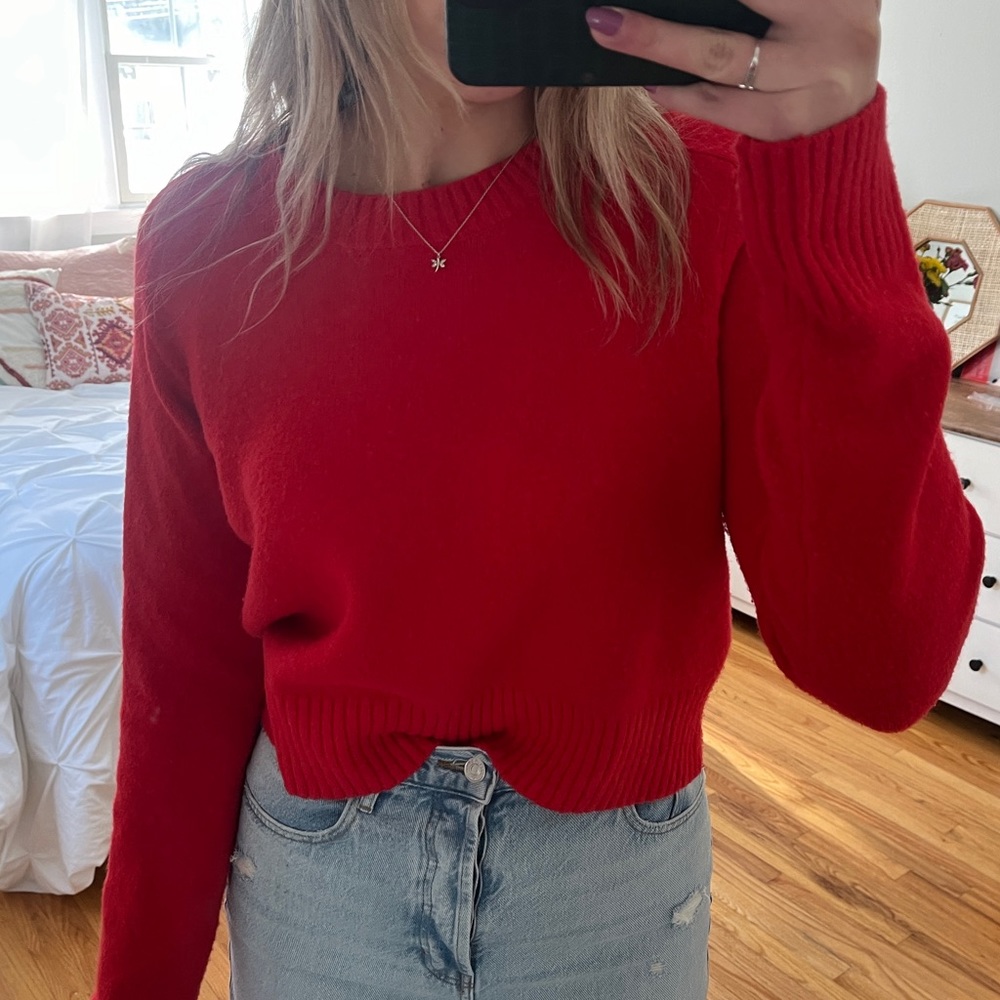 Universal Threads fuzzy sweater